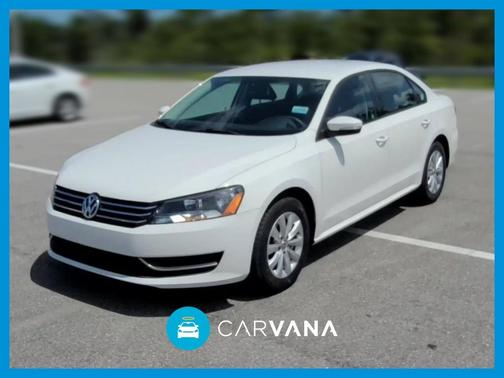 Photo 1 of 34 of 2013 Volkswagen Passat 2.5 S