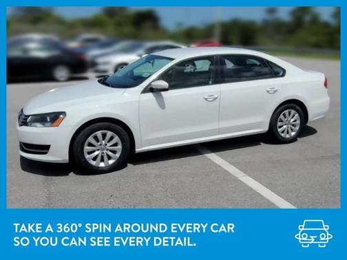 Photo 3 of 34 of 2013 Volkswagen Passat 2.5 S