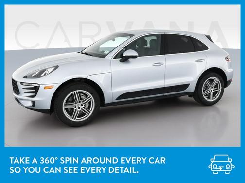 Photo 3 of 40 of 2015 Porsche Macan S