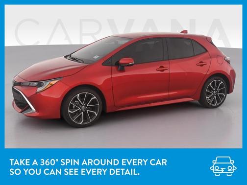 Photo 3 of 42 of 2022 Toyota Corolla Hatchback XSE