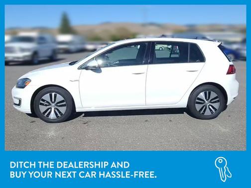 Photo 4 of 55 of 2015 Volkswagen e-Golf SEL Premium