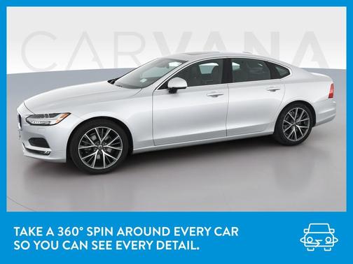 Photo 3 of 44 of 2017 Volvo S90 T5 Momentum