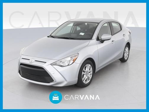 Photo 1 of 41 of 2018 Toyota Yaris iA Base