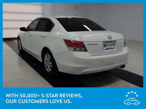 Photo 5 of 27 of 2010 Honda Accord LX-P