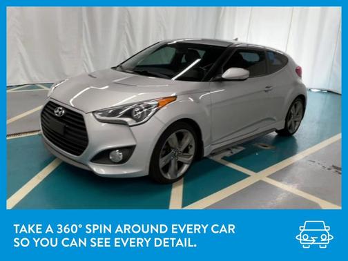 Photo 3 of 35 of 2013 Hyundai Veloster Turbo