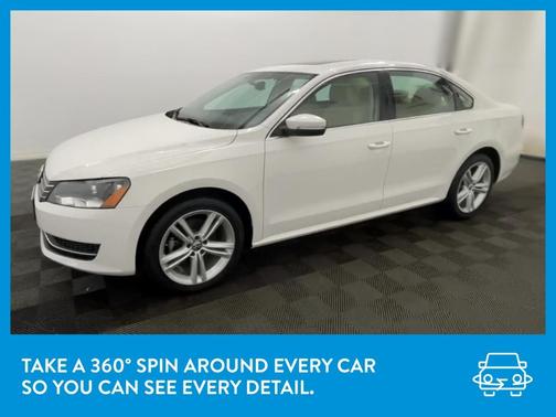 Photo 3 of 33 of 2014 Volkswagen Passat 2.0L TDI SE