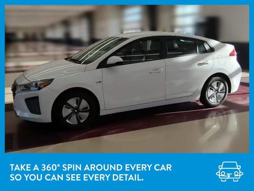 Photo 3 of 45 of 2020 Hyundai IONIQ Hybrid Blue