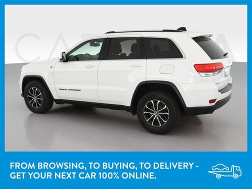 Photo 5 of 45 of 2017 Jeep Grand Cherokee Laredo