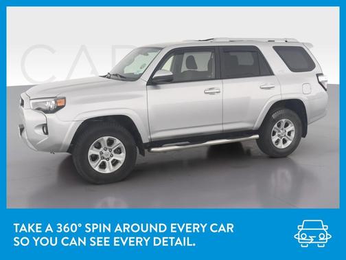 Photo 3 of 42 of 2017 Toyota 4Runner SR5 Sport