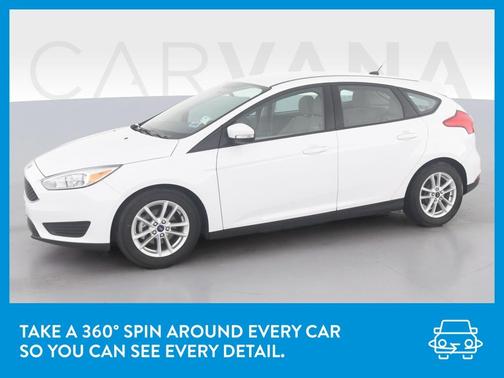 Photo 3 of 33 of 2015 Ford Focus SE
