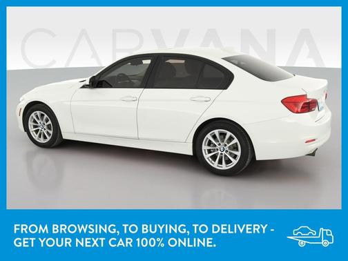 Photo 3 of 38 of 2018 BMW 320 i