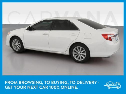 Photo 5 of 44 of 2012 Toyota Camry XLE
