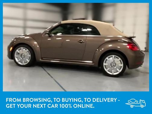 Photo 5 of 36 of 2015 Volkswagen Beetle 2.0L TDI
