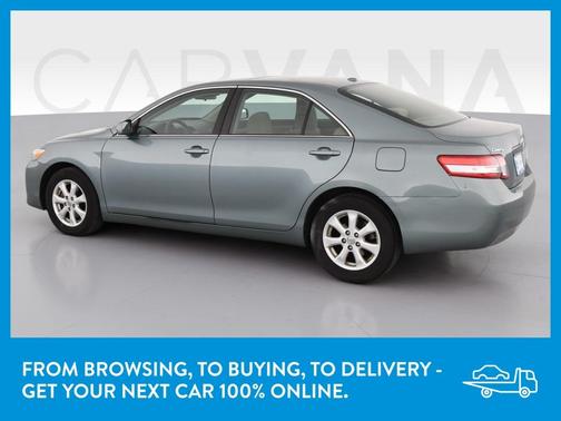 Photo 5 of 39 of 2011 Toyota Camry LE