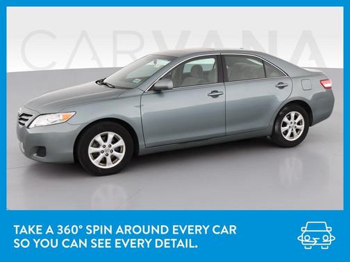 Photo 3 of 39 of 2011 Toyota Camry LE
