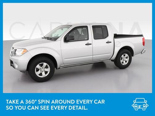 Photo 3 of 39 of 2013 Nissan Frontier SV