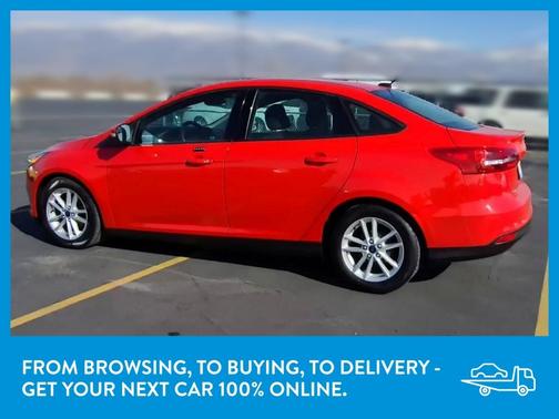Photo 5 of 32 of 2016 Ford Focus SE