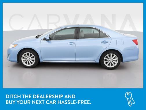 Photo 4 of 41 of 2012 Toyota Camry XLE