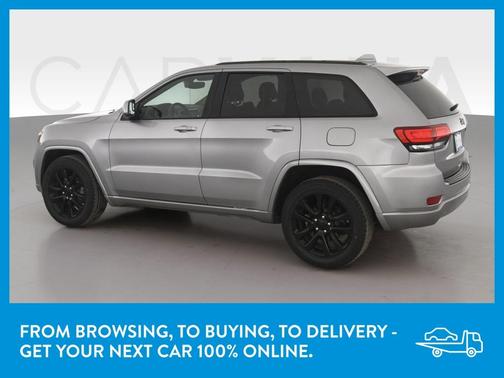 Photo 5 of 44 of 2018 Jeep Grand Cherokee Altitude