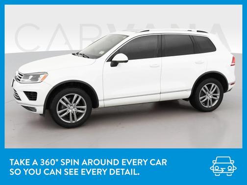 Photo 3 of 40 of 2015 Volkswagen Touareg V6 Lux
