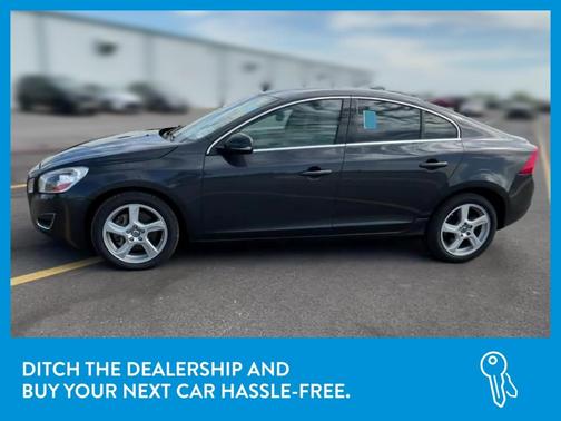 Photo 4 of 36 of 2012 Volvo S60 T5