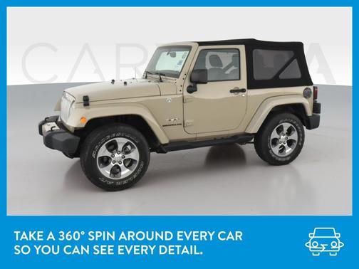 Photo 3 of 41 of 2017 Jeep Wrangler Sahara