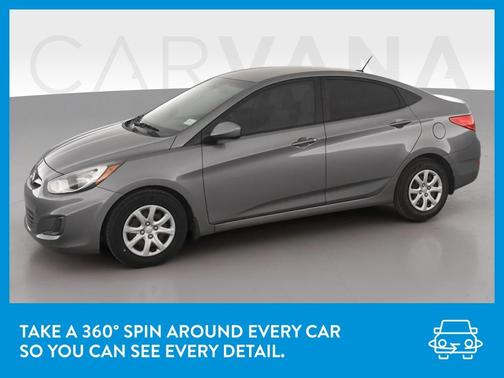 Photo 3 of 39 of 2014 Hyundai Accent GLS