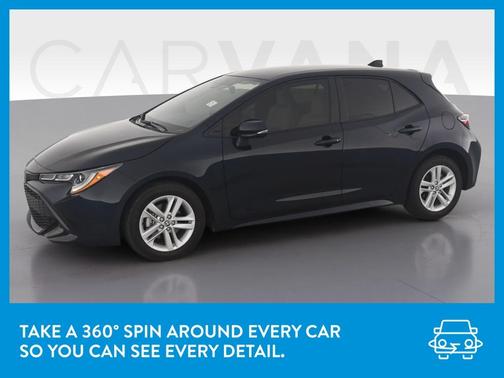 Photo 3 of 37 of 2022 Toyota Corolla Hatchback SE