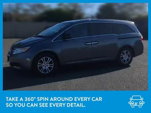 Photo 3 of 52 of 2011 Honda Odyssey EX-L
