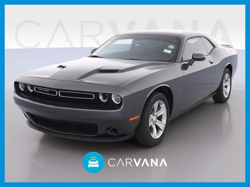 Photo 1 of 39 of 2020 Dodge Challenger SXT