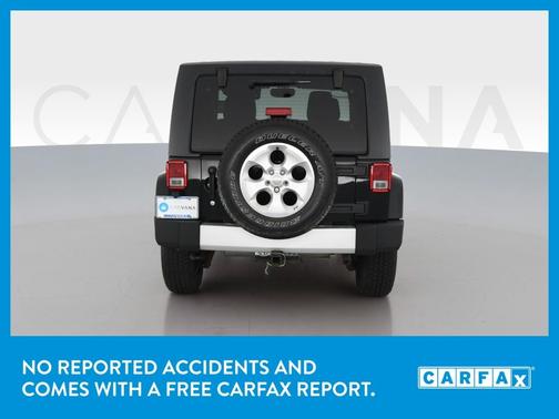 Photo 5 of 39 of 2015 Jeep Wrangler Sahara