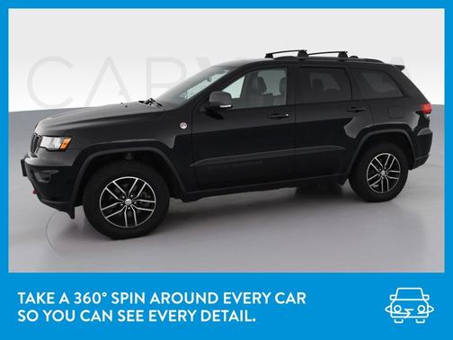 Photo 3 of 50 of 2017 Jeep Grand Cherokee Trailhawk