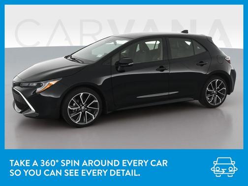 Photo 3 of 39 of 2020 Toyota Corolla Hatchback XSE