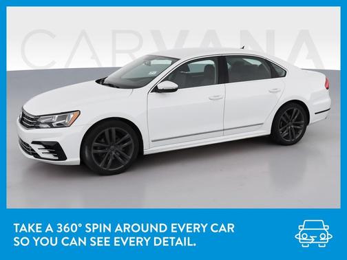 Photo 3 of 41 of 2016 Volkswagen Passat 1.8T R-Line w/ Comfort