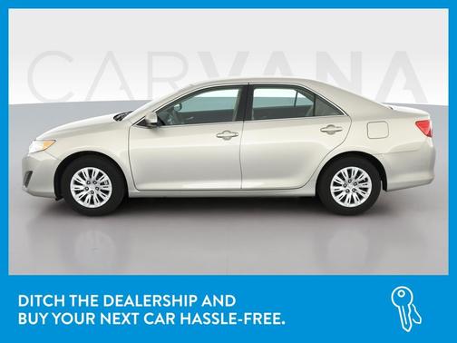 Photo 4 of 41 of 2013 Toyota Camry L