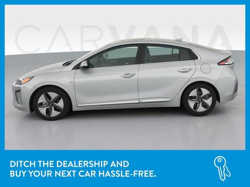 Photo 4 of 49 of 2020 Hyundai IONIQ Hybrid Limited