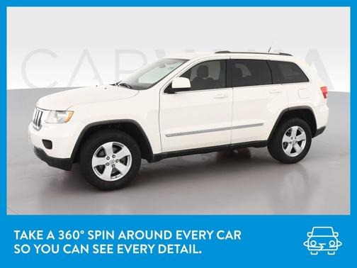 Photo 3 of 39 of 2011 Jeep Grand Cherokee Laredo