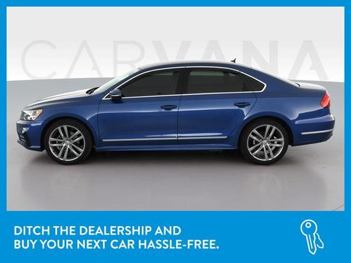 Photo 4 of 40 of 2016 Volkswagen Passat 1.8T R-Line
