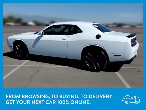 Photo 5 of 31 of 2019 Dodge Challenger SXT