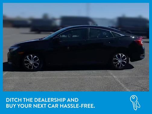 Photo 4 of 32 of 2016 Honda Civic LX