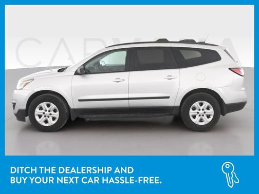 Photo 4 of 46 of 2016 Chevrolet Traverse LS