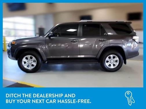 Photo 4 of 33 of 2017 Toyota 4Runner SR5 Premium