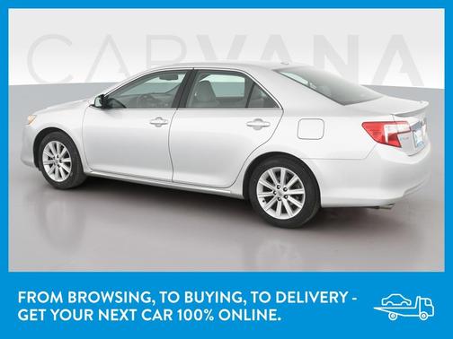 Photo 5 of 36 of 2012 Toyota Camry XLE