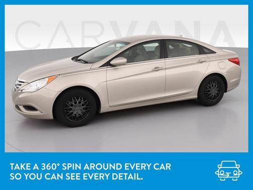 Photo 3 of 40 of 2011 Hyundai Sonata GLS