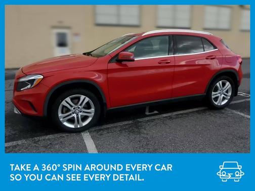 Photo 3 of 33 of 2017 Mercedes-Benz GLA 250 Base 4MATIC