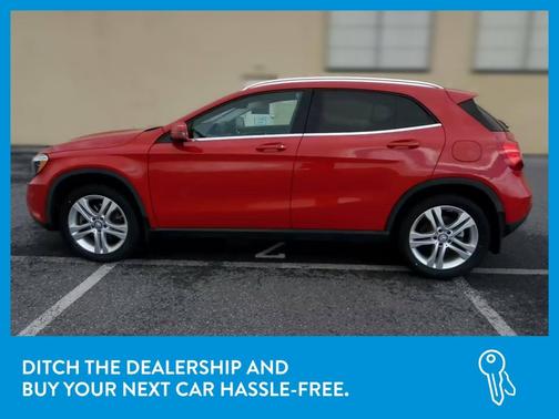 Photo 4 of 33 of 2017 Mercedes-Benz GLA 250 Base 4MATIC