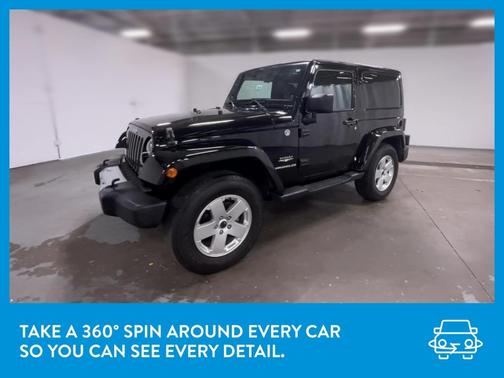 Photo 3 of 27 of 2012 Jeep Wrangler Sahara