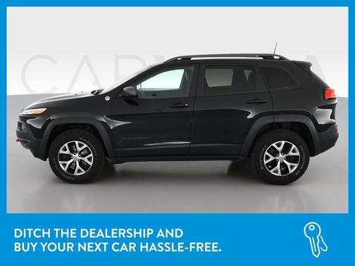 Photo 4 of 49 of 2016 Jeep Cherokee Trailhawk