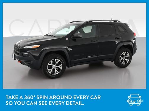 Photo 3 of 49 of 2016 Jeep Cherokee Trailhawk