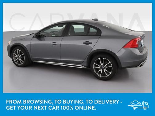 Photo 5 of 44 of 2016 Volvo S60 Cross Country T5 Platinum